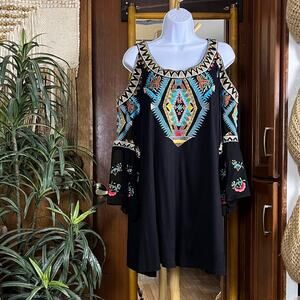 Vintage Collection Embroidered Cold Shoulder Top XL Black Boho Bell Sleeve Y2K